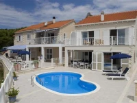 Villa Mirula 4*