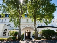 Abbey Lawn Hotel 