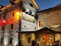 Aparta-Hotel Escuer 