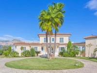 Villa Tarradolas 