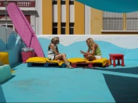 Blue Wave Hostel 