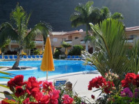 Apartamentos JardГ­n del Conde