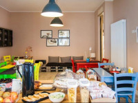 Bed and Breakfast Bric & Brac