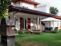 Vanessa House