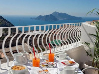 Hotel Caruso