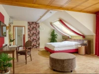 Hotel ladresse garni 3*