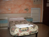 Hotel 4 Ruote 2*