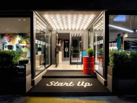 Up Hotel 