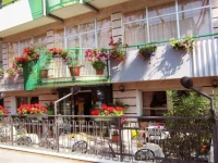 Hotel Mamy 2*