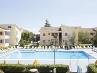 Triton Villas Residence & Hotel 