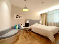 Hanting Hotel Dalian Yifeng International Auto City 