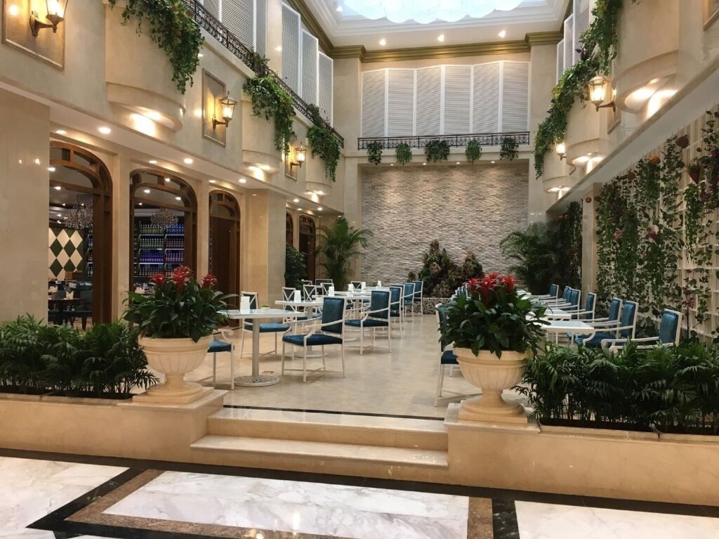 Kerren Hotel 
