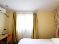 Home Inn Nanjing Longjiang Xinchengshi Plaza 