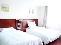 GreenTree Inn Hainan Sanya Chunyuan Seafood Square Express Hotel 