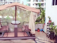 Seaview International Hostel 