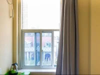Hi Inn Liangpin Shanghai Dongan Road 