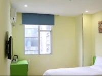 Hi Inn Shenzhen Huaqiang 