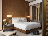 Space Star Hotel 