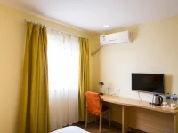 Home Inn Xian Beiguan West Ziqiang Road 