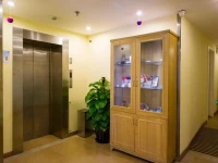 Home Inn Xining Central Square Arena 