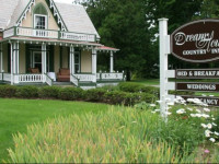DreamHouse Country Inn