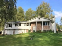 AK Golden Umbrella Bed & Breakfast 