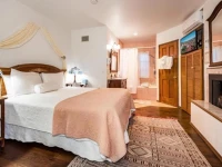 Bath Street Inn 