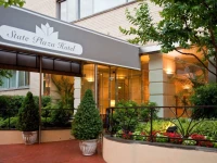 State Plaza Hotel 