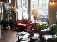 Le Crystal Hotel