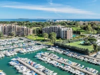 Cannes Marina 
