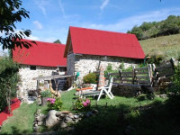Les Toits Rouges