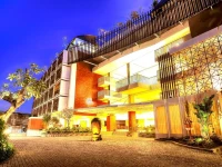 Fox Harris Jimbaran 4*