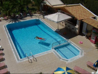 Elpida Apartments