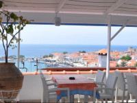 Remezzo Hotel & Studios