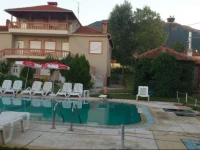 Villa Platythea 4*