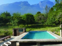 Jungle Hut 3*