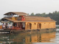 Backwaters Houseboat 