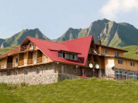 Gudauri Hut Hotel