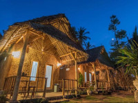 Full Moon Bungalows