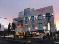 Mega Permata Hotel 3*