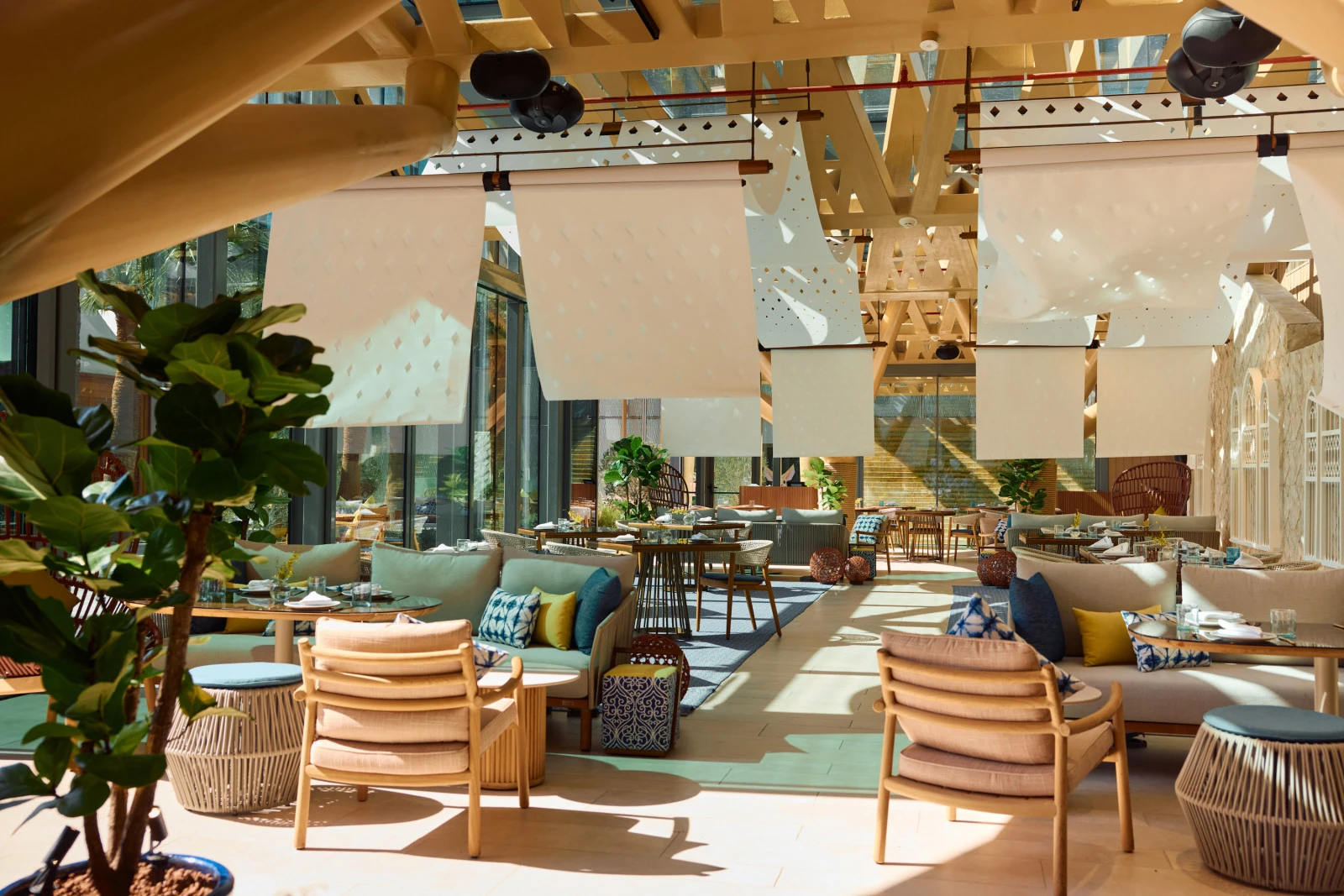 Шеф-повар Али Авада представляет новое изысканное меню в Four Seasons Hotel Kuwait at Burj Alshaya, наполненное теплом и воспоминаниями