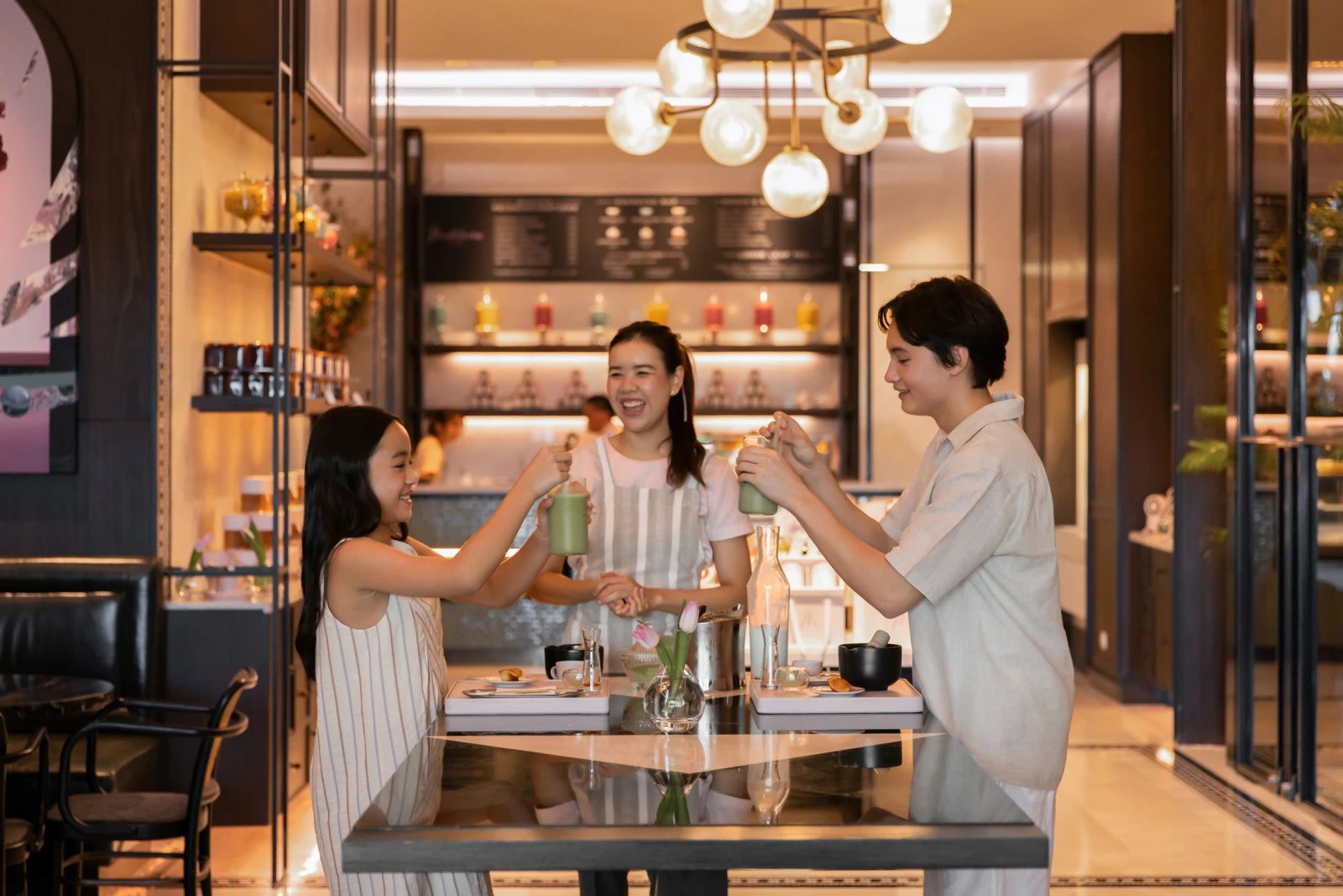 Отель Four Seasons Bangkok at Chao Phraya River представляет новую коллекцию впечатлений для подростков «Bangkok Unlocked»