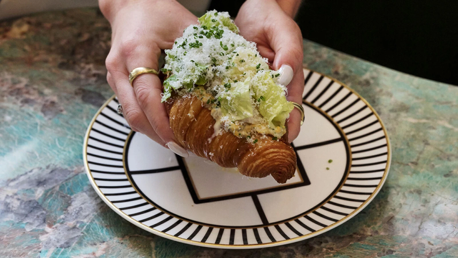 Круассаны по-новому: La Croissanterie открывается в отеле Four Seasons Hotel London at Park Lane
