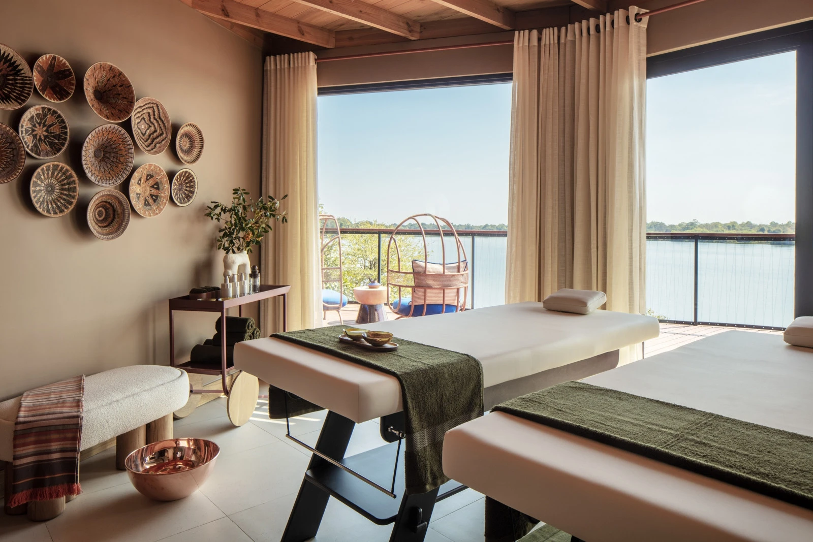 Anantara Tented Camp Kafue River открывает лодж в одном из последних великих диких уголков Африки в Замбии