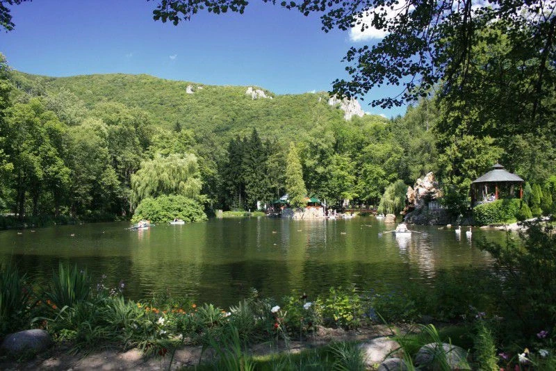 Раецке-Теплице