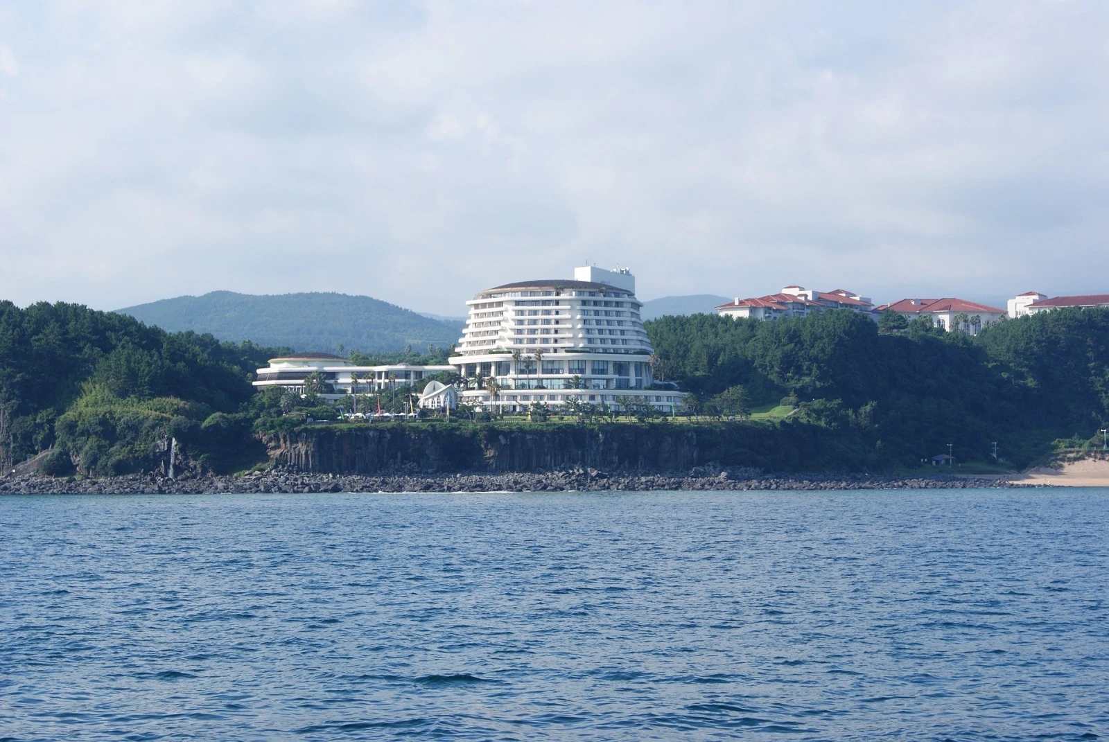 Ramada Plaza Jeju Hotel 5*