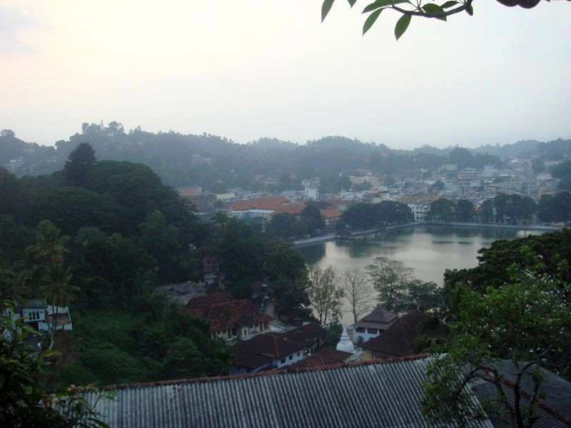 Канди город