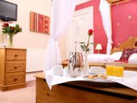  The Douglas Arms Hotel