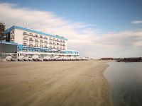  Arkin Palm Beach Hotel