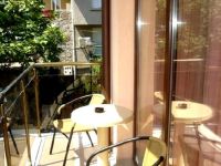  La Rose (Р›Р° Р РѕСѓР·)